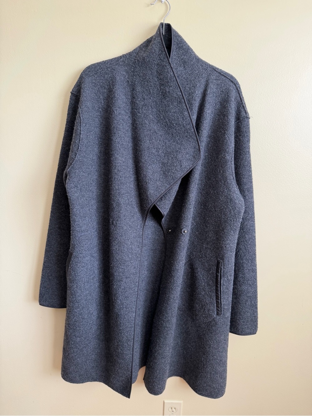 Vintage Carole Little XL 100% Wool Gray Draped Collar Long Coat Jacket